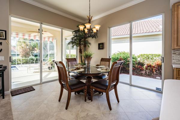 Oaks East, 611 Rosa Ct, Palm Beach Gardens, Florida 33410, image 2
