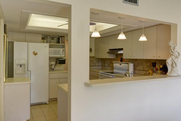 Quail Run Village, 9450 Meadowood Dr #204, Fort Pierce, Florida 34951, image 2