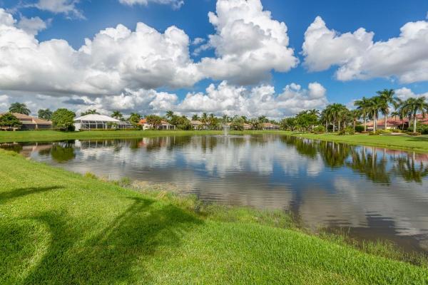Exeter At Wycliffe, 4913 Exeter Estate Ln, Lake Worth, Florida 33449, image 3