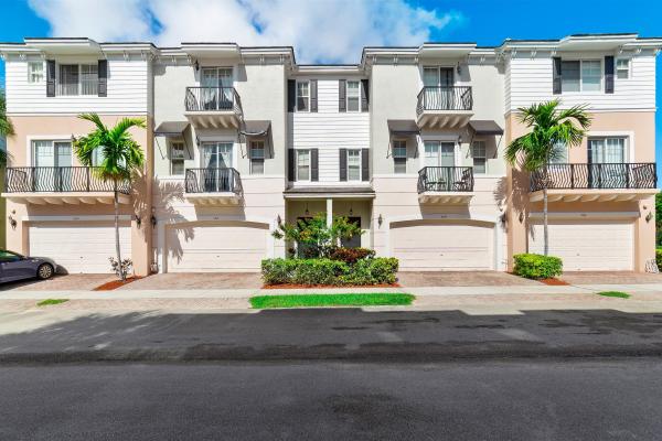 502 NW 39th Cir, Boca Raton, Florida 33431, image 1