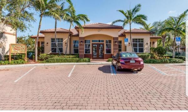 Sonoma Bay, 3637 Sonoma Dr, Riviera Beach, Florida 33404, image 2