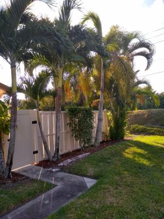 Westwood Gardens, 5780 Golden Eagle Cir, Palm Beach Gardens, Florida 33418, image 1