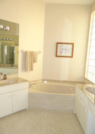 Carrick Green, 3199 SE Carrick Green Ct, Port St. Lucie, Florida 34952, image 2