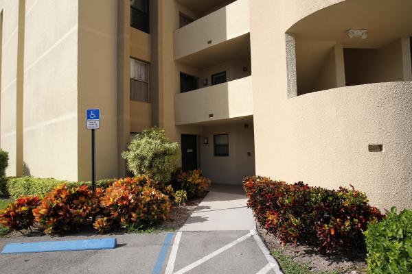 Camino Real Village, 5750 Camino Del Sol #100, Boca Raton, Florida 33433, image 1