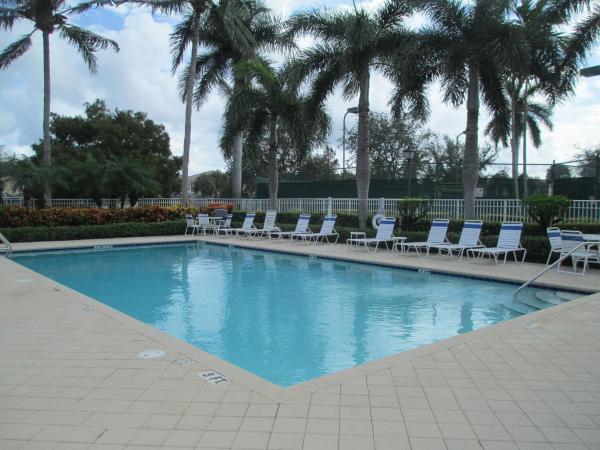 Catalina Lakes, 213 Fortuna Dr, Palm Beach Gardens, Florida 33410, image 1