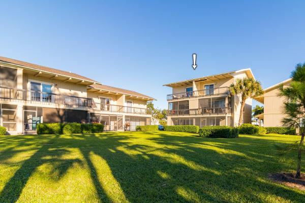 Riverbend Country Club, 9230 SE Riverfront Ter #E, Tequesta, Florida 33469, image 1