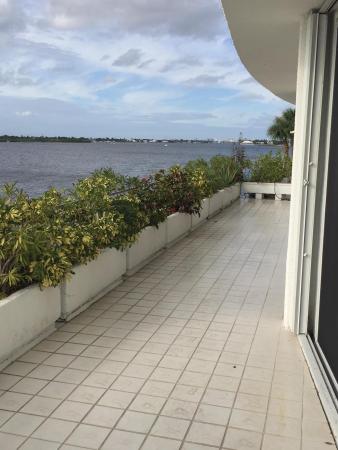 Regency Of Palm Beach, 2760 S Ocean Blvd #105, Palm Beach, Florida 33480, image 1