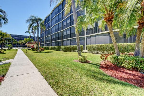 Coastal Towers, 740 E Ocean Ave #304, Boynton Beach, Florida 33435, image 2