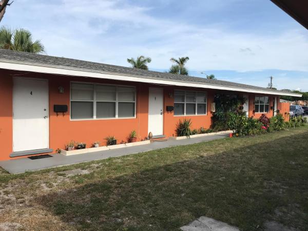Colonial Estates, 525 Hunter St, West Palm Beach, Florida 33405, image 1