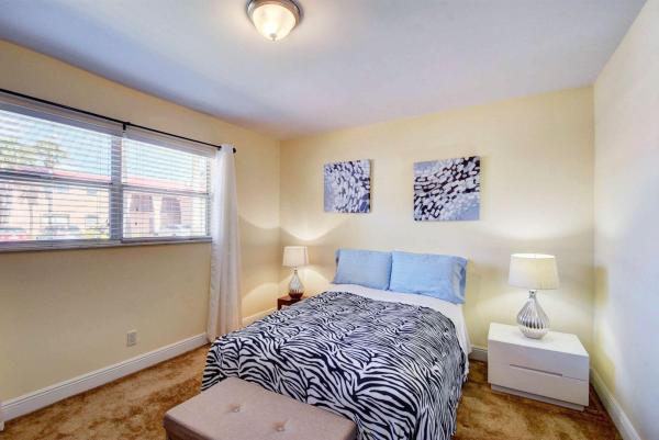 Golden Lakes Village, 168 Lake Dora Dr, West Palm Beach, Florida 33411, image 1