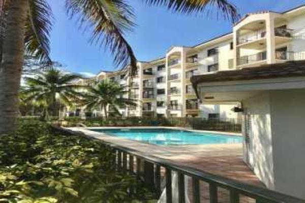 St Tropez, 2105 Lavers Cir #110, Delray Beach, Florida 33444, image 1