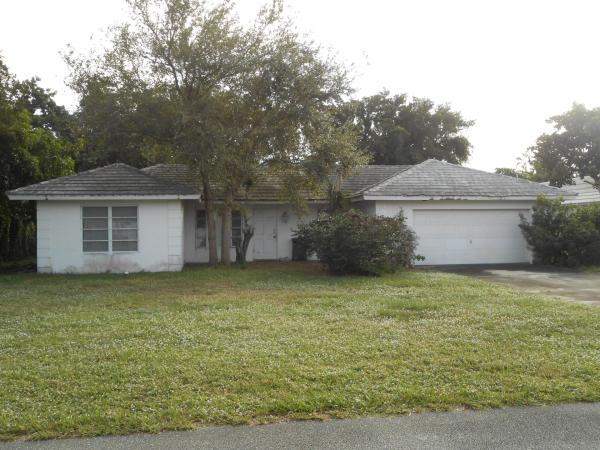 Place Au Soleil, 820 Canary Walk, Gulf Stream, Florida 33483, image 1