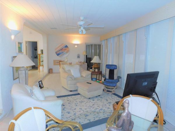 74 Cambridge Ln, Boynton Beach, Florida 33436, image 1