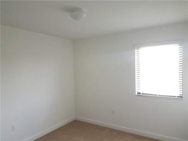 Champion Lakes, 389 NE 194th Ln, Ives Estates, Florida 33179, image 1