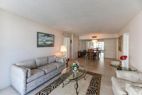 Silver Thatch Atlantic Plaza, 525 N Ocean Blvd #718, Pompano Beach, Florida 33062, image 1