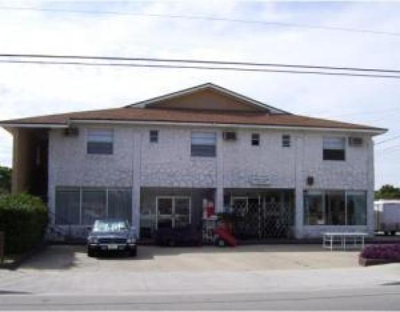 Alamanda Vista, 1921 Avenue D Ave, Fort Pierce, Florida 34950, image 1