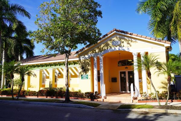 Shoma Townhomes At Royal Palm Beach, 1907 Shoma Dr, Royal Palm Beach, Florida 33414, image 2