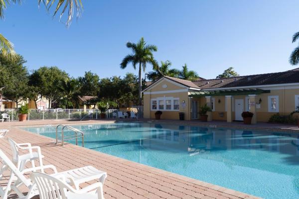 Shoma Townhomes At Royal Palm Beach, 1907 Shoma Dr, Royal Palm Beach, Florida 33414, image 1