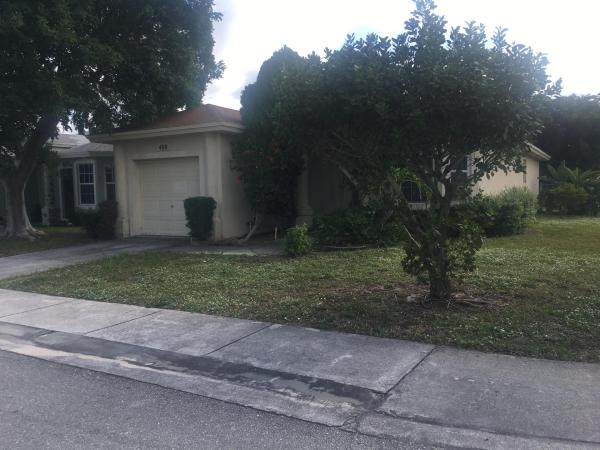 Hawks Landing, 400 Circle Dr S, Boynton Beach, Florida 33435, image 1