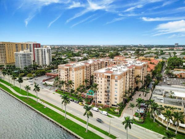 Flagler Pointe, 1803 N Flagler Dr #115, West Palm Beach, Florida 33407, image 2