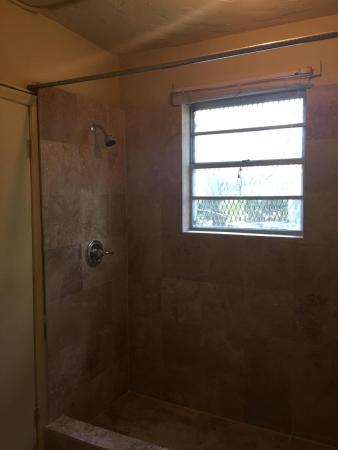 Freshwater, 821 N Tamarind Ave, West Palm Beach, Florida 33401, image 3