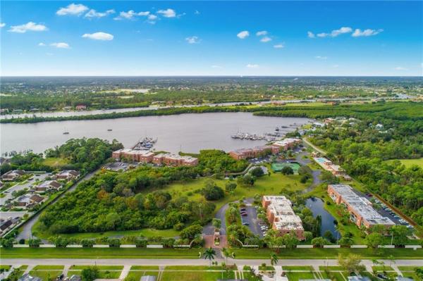 Tarpon Bay Yacht Club, 3100 SE Pruitt Rd #E101, Port St. Lucie, Florida 34952, image 3