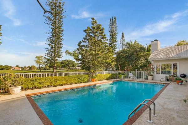 Preston, 183 Thornton Dr, Palm Beach Gardens, Florida 33418, image 2