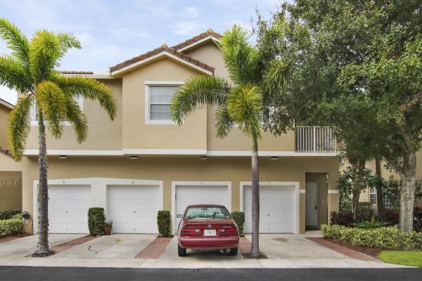 Tequesta Trace, 113 Lighthouse Cir #I, Tequesta, Florida 33469, image 1