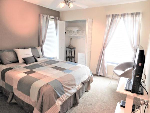 Huntington Pointe, 6029 Kings Gate Cir, Delray Beach, Florida 33484, image 3