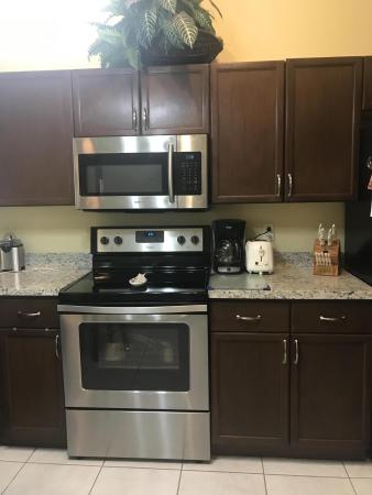 Joggers Run, 2501 Maplewood Dr, Greenacres, Florida 33415, image 2