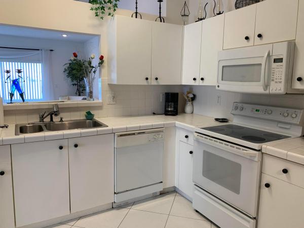 Floral Lakes, 6139 Floral Lakes Dr, Delray Beach, Florida 33484, image 1