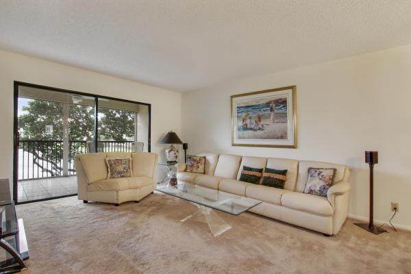 Huntington Lakes 1, 14460 Strathmore Ln #205, Delray Beach, Florida 33446, image 1