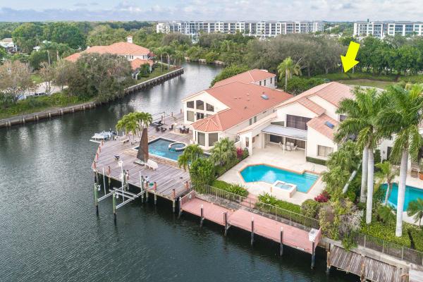 Frenchman's Creek Beach & Country Club, 2643 Marseille Dr, Palm Beach Gardens, Florida 33410, image 1