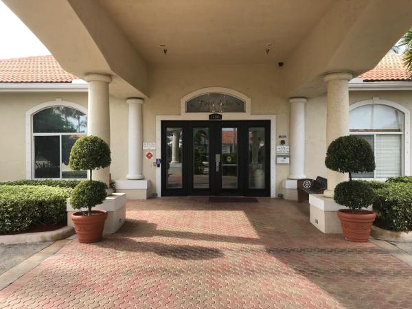 Floral Lakes, 6106 Lake Hibiscus Dr, Delray Beach, Florida 33484, image 1
