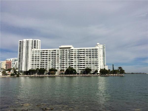 Biscayne 21, 2121 N Bayshore Dr #812, Miami, Florida 33137, image 1