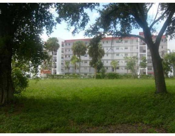Poinciana Place, 3939 Via Poinciana, Lake Worth, Florida 33467, image 1