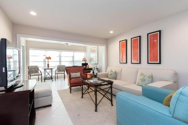 Palm Greens At Villa Del Ray, 5656 Via Delray, Delray Beach, Florida 33484, image 2