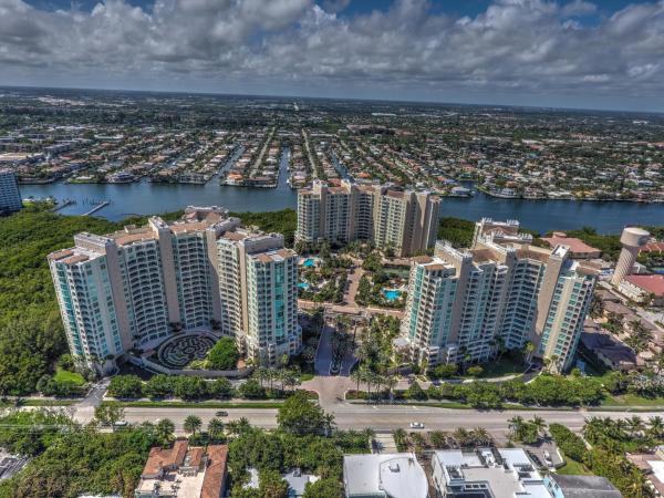 Toscana North Tower, 3700 S Ocean Blvd #305, Highland Beach, Florida 33487, image 2