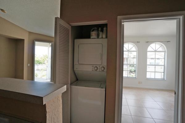 Thousand Oaks, 3259 Laurel Ridge Cir, Riviera Beach, Florida 33404, image 2