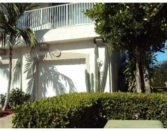 Thousand Oaks, 3259 Laurel Ridge Cir, Riviera Beach, Florida 33404, image 1
