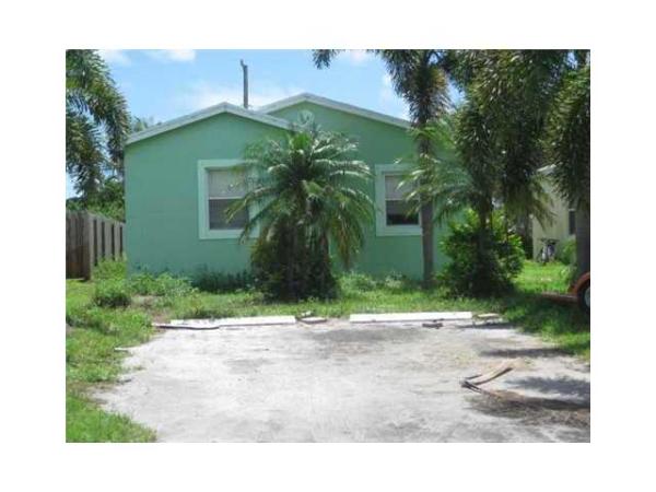 Lake Worth No HOA, 4194 Urquhart St, Lake Worth, Florida 33461, image 1