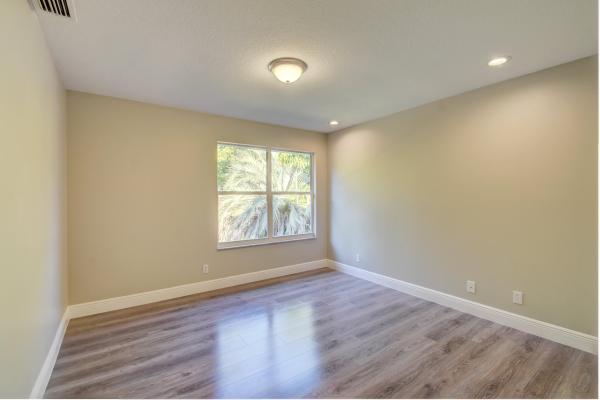 Colonnade At Glen Oaks, 2650 NW 46th St, Boca Raton, Florida 33434, image 1