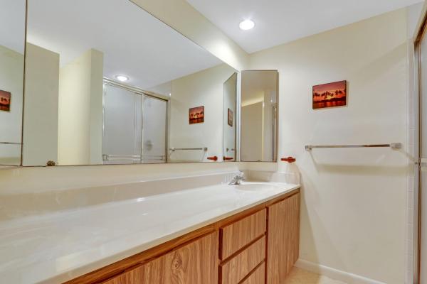 Village Of Sandalwood Lakes North, 212 Charter Way, West Palm Beach, Florida 33407, image 1