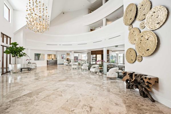 Admirals Cove, 130 Waters Edge Dr, Jupiter, Florida 33477, image 3