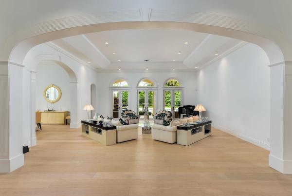 Phipps Estates, 227 Via Tortuga, Palm Beach, Florida 33480, image 2