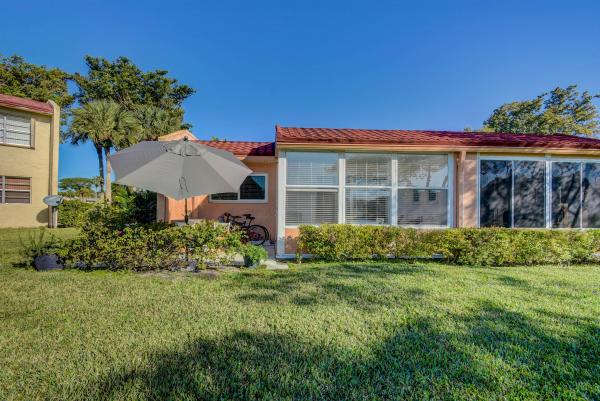 Golden Lakes Village, 307 Lake Evelyn Dr, West Palm Beach, Florida 33411, image 1
