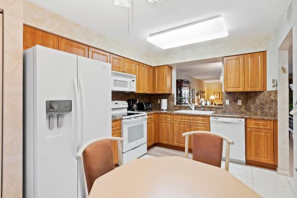 Regal Shores North At Coral Lakes, 5746 Crystal Shores Dr #207, Boynton Beach, Florida 33437, image 1