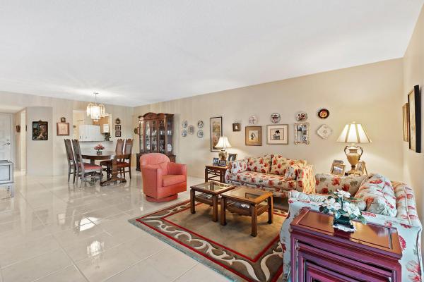 Regal Shores North At Coral Lakes, 5746 Crystal Shores Dr #207, Boynton Beach, Florida 33437, image 3
