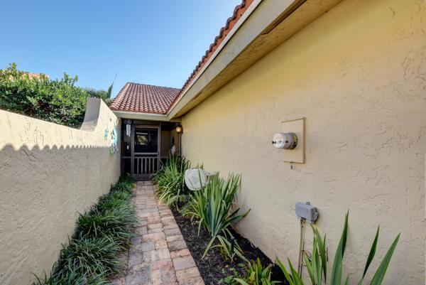 Rainberry Lake, 2040 NW 16th St, Delray Beach, Florida 33445, image 1