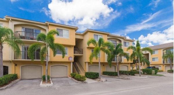 Grand View At Crestwood, 300 Crestwood Ct N #303, Royal Palm Beach, Florida 33411, image 2